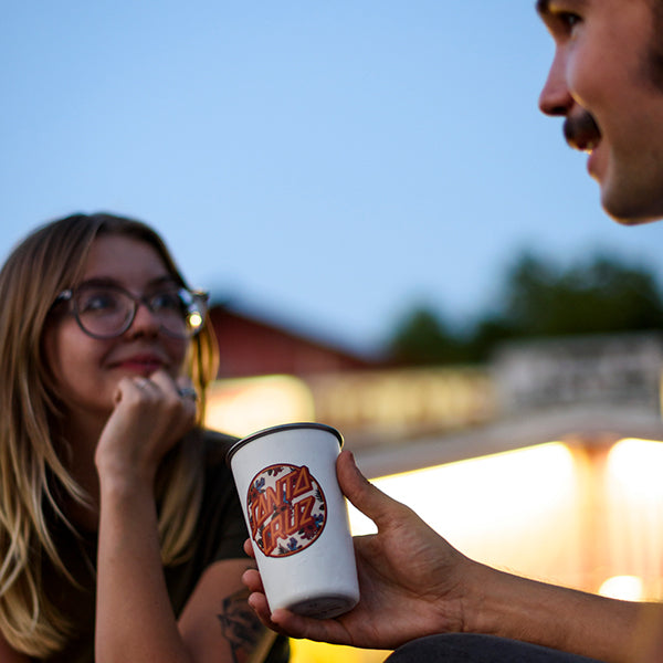 16oz-pint-cup-santa-cruz-b4 16oz_pints_santa_cruz_vacationdot_couple_square.jpg