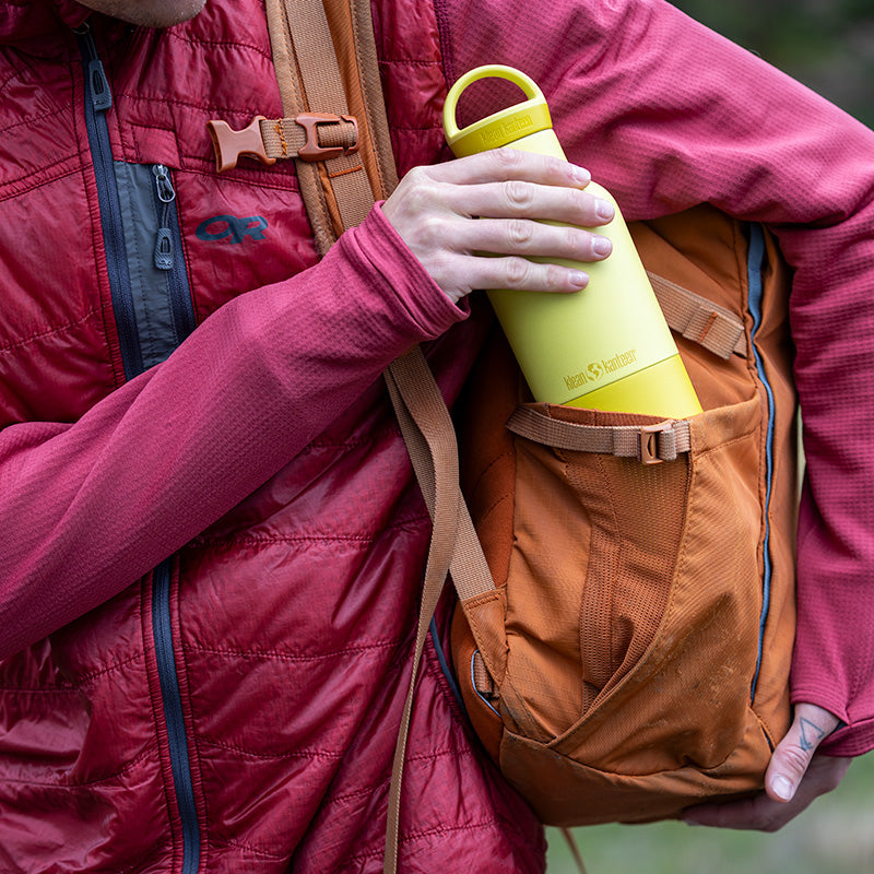 20oz-rise-classic-with-arch-loop-cap-v6 20oz_rise_classic_insulated_bottle_acacia_backpack_square.jpg