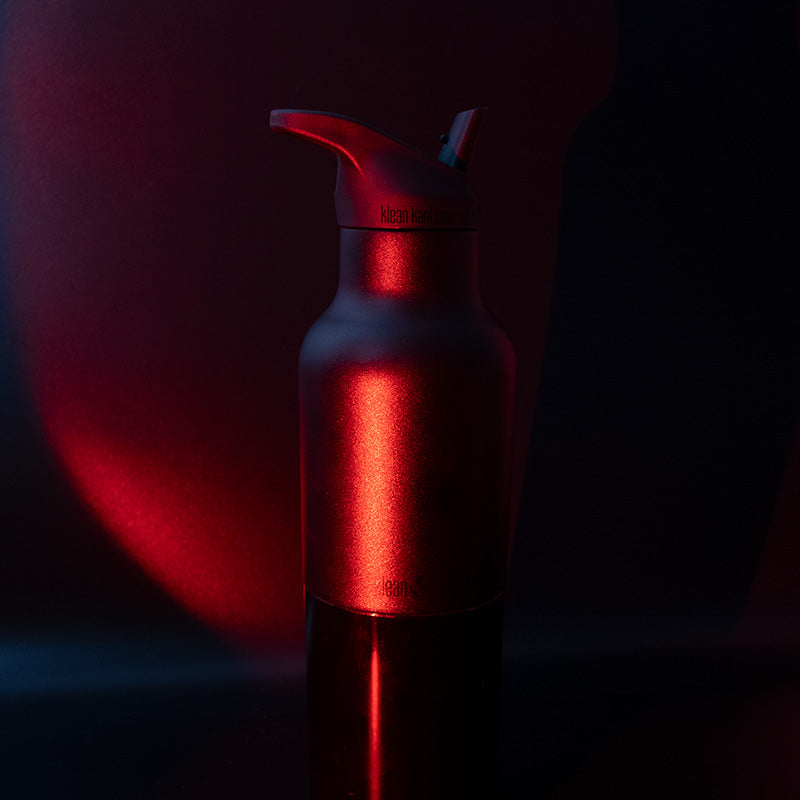 20oz-rise-classic-may-the-4th-t7 20oz_rise_classic_may_the_fourth_starwars_black_bottle_redglow_square.jpg