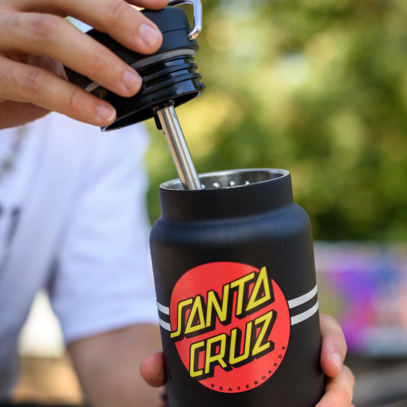 32oz-tkwide-with-twist-cap-santa-cruz-n7 32oz_tkwide_twist_water_bottle_santacruz_dot_lidoff_square.jpg