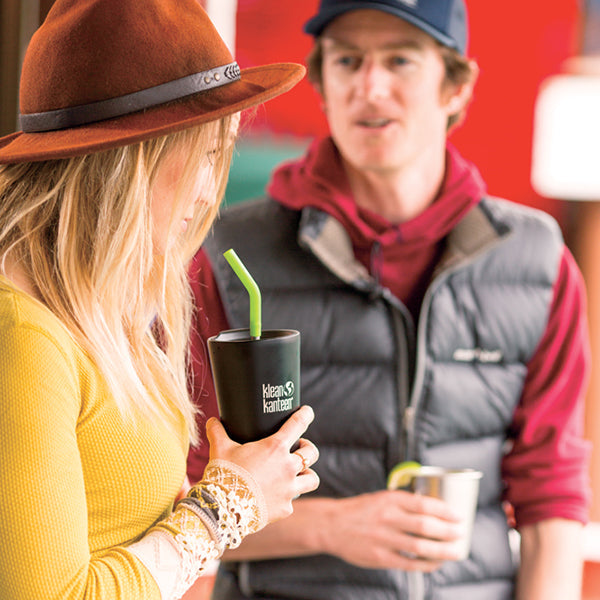 tumbler-straw-lid-with-straw-h1 K16VSSC-SB-guy-girl_style_9a499e23-5b7a-4a0d-b42e-d1b4b02627b2.jpg