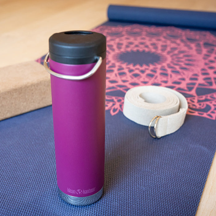 tkwide-twist-cap-with-straw-kit-d7 K20TKWPT-PP-T-TWIST-yoga_bottle_closed_lifestyle_a5ac6535-9c60-42bb-86fe-b94b5cef2b68.jpg