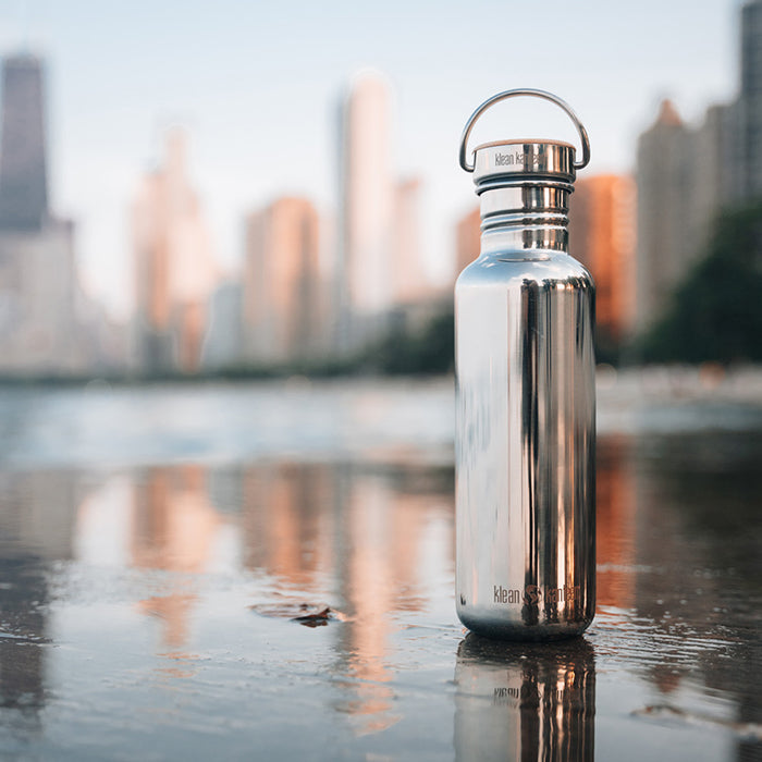 27oz-reflect-with-bamboo-cap-k0 K27SSLRF-MS-BAMBOO_reflecttion_bottle_lifestyle.jpg