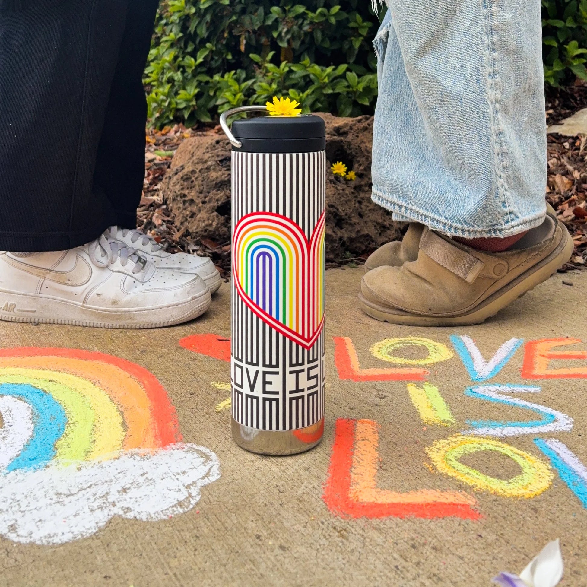 20oz-tkwide-with-twist-cap-pride-stripes-x6 Pride-2.webp