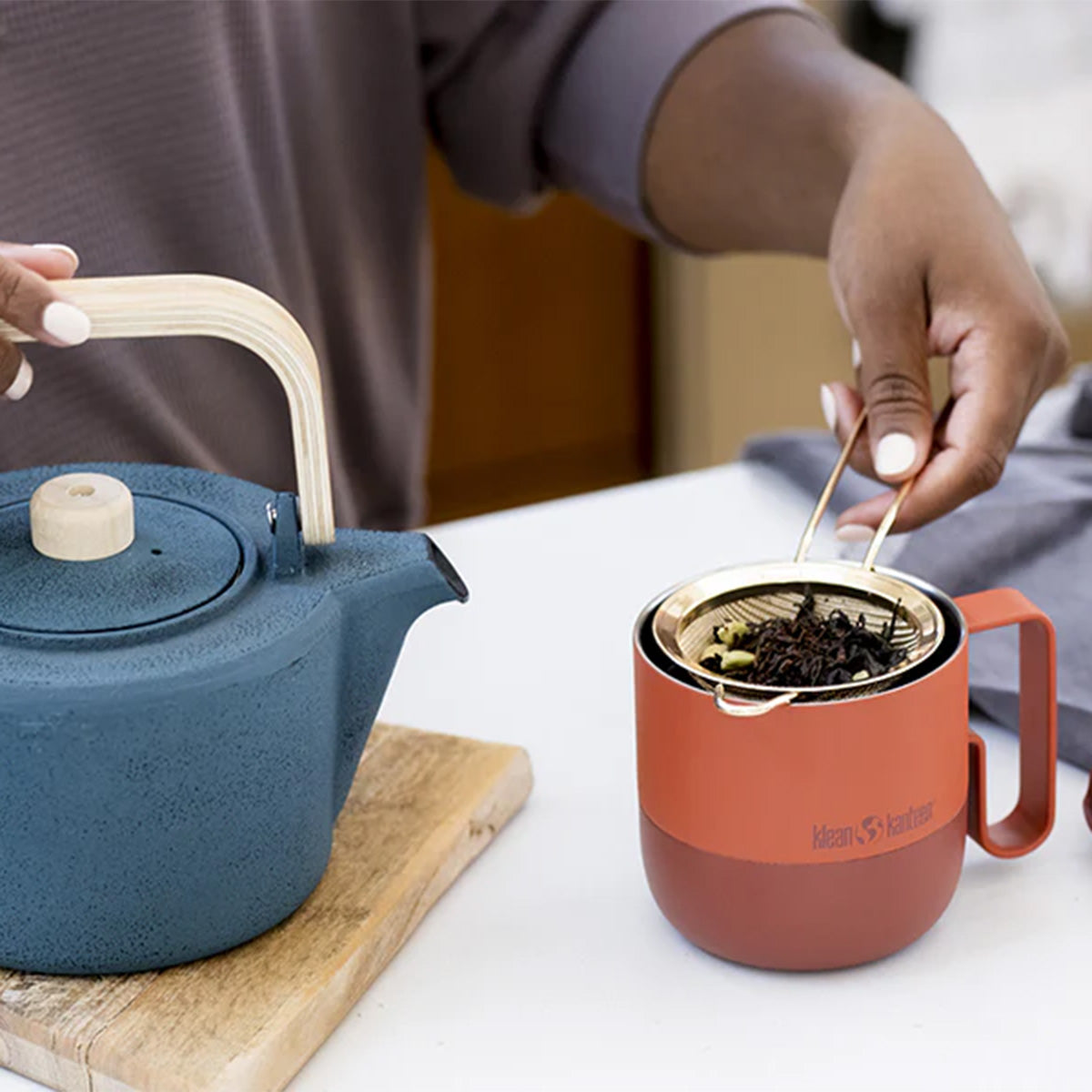 14oz-rise-mug-sale-i4 coffee_tea_seep_rise_mug_square.jpg
