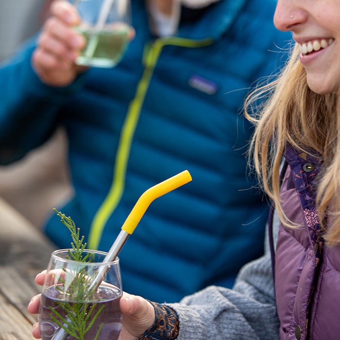 straw-4-pack-z5 recycled_steel_straw_drink_smile_lifestyle.jpg