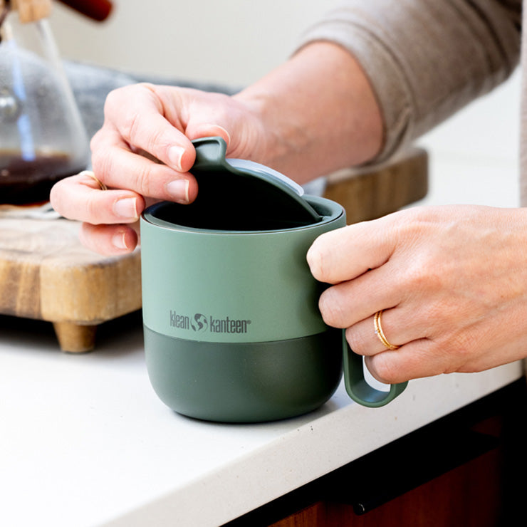 flip-lid-e5 rise_flip_lid_large_coffee_mug.jpg