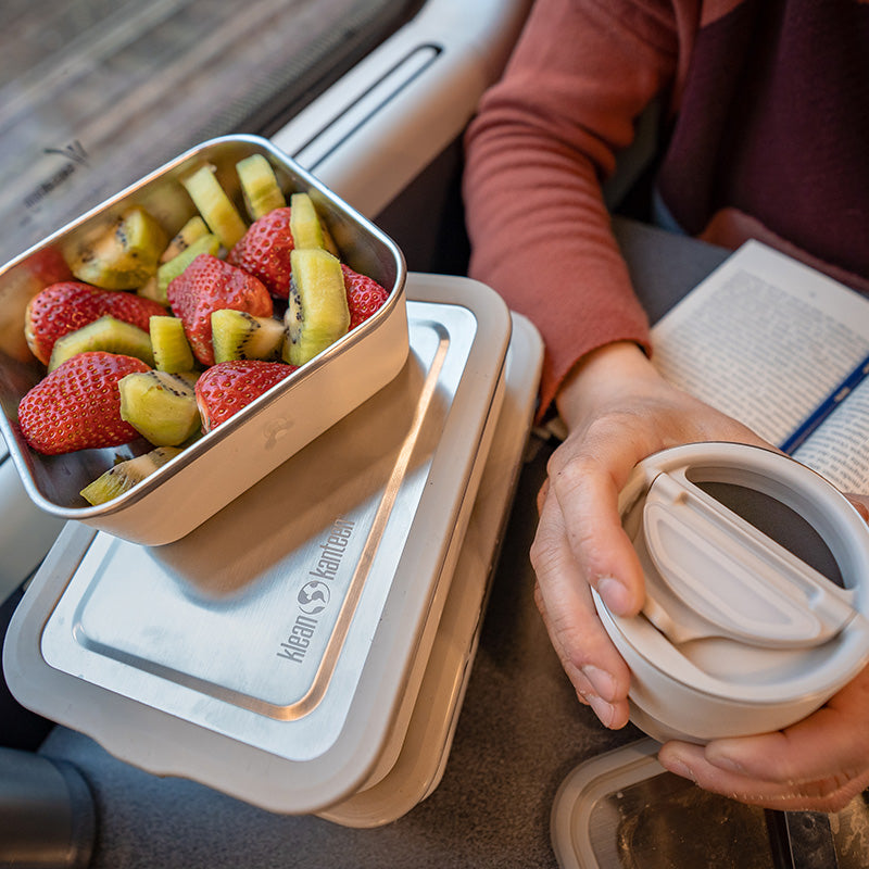 23oz-rise-food-box-lunch-d2 rise_food_lunch_box_lunch_tofu_train_fruit_tumbler_square.jpg